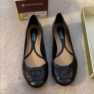 Naturalizer Black Leather Loafers